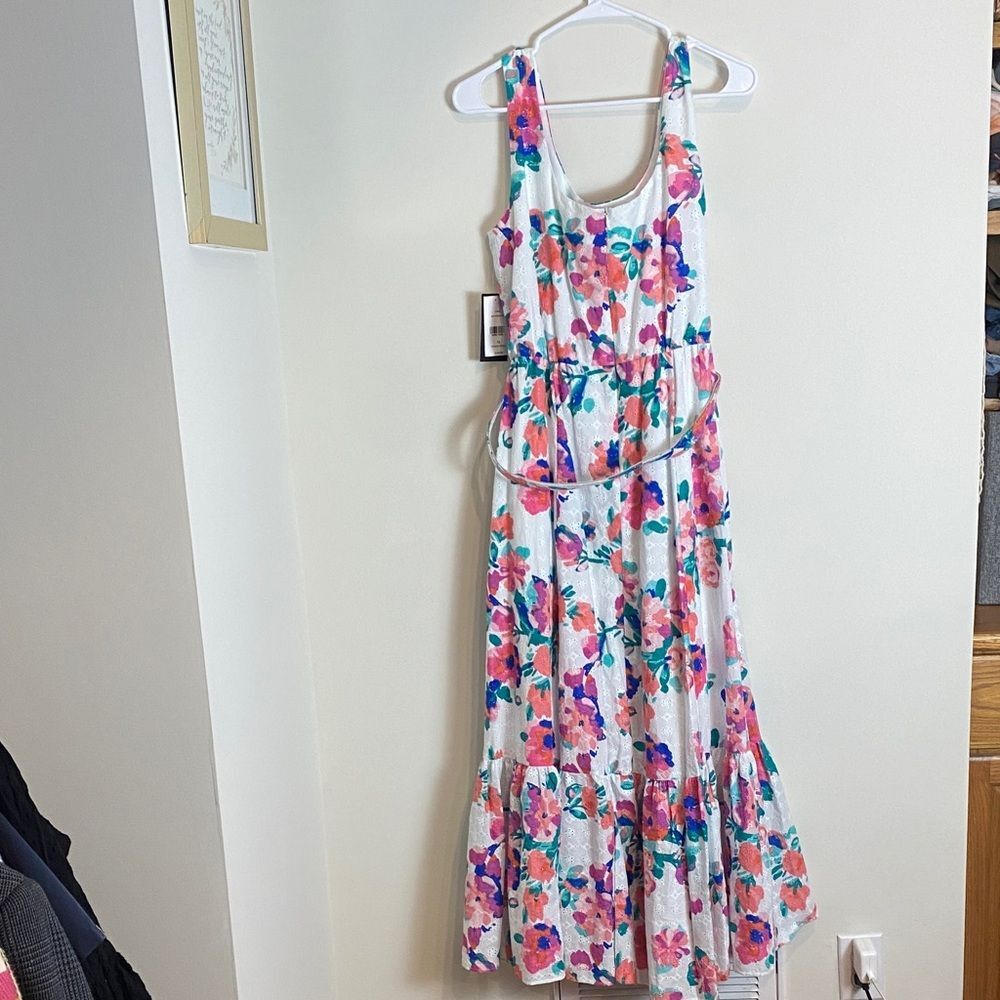 NWT TAYLOR Belted Scoop Neck Dress White Floral Ruffle Skirt Misty Rose Size 12 - Picture 11 of 13